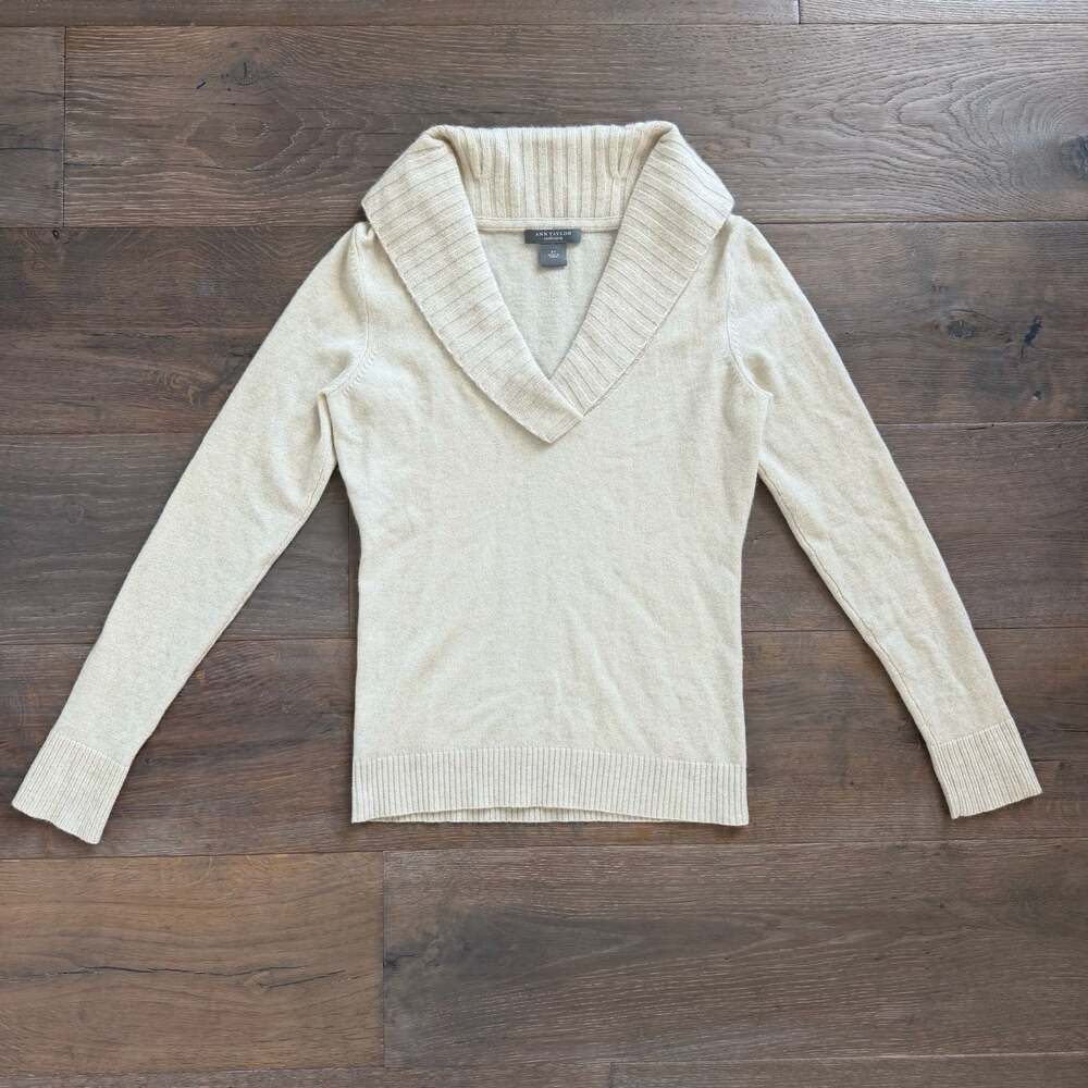 Ann Taylor 100% Cashmere Shawl Collared Cream Sweater Women’s XS